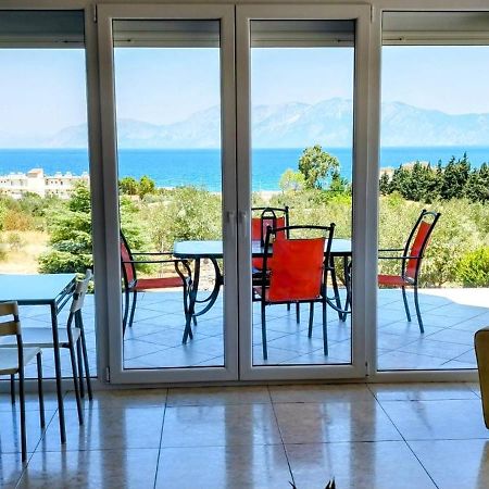 Willa View Διαμερισμα Loukissia Zewnętrze zdjęcie